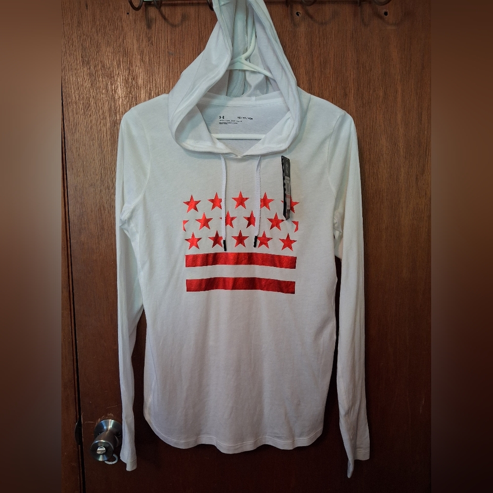 Under Armour White Pullover Active Jacket Hooded Patriotic Americana 4th Of July